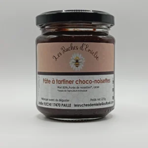 pot de pâte à tartiner chocolat noisettes